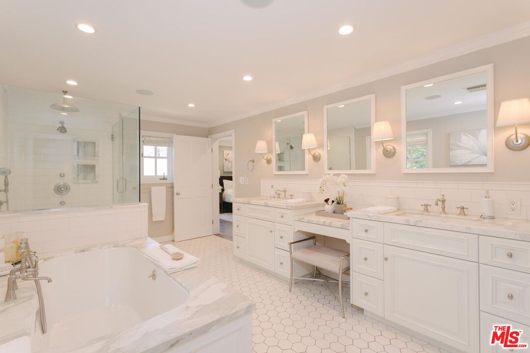 2055 Outpost Drive Los Angeles, CA 90068 - Photo 36 of 69