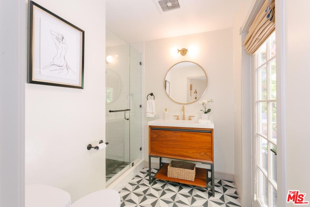 2055 Outpost Drive Los Angeles, CA 90068 - Photo 42 of 69