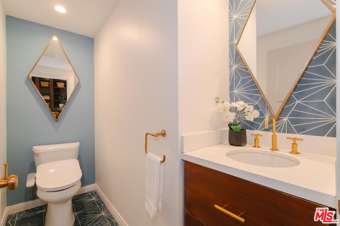 2055 Outpost Drive Los Angeles, CA 90068 - Photo 46 of 69