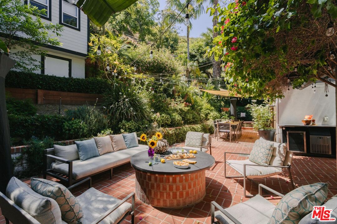 2055 Outpost Drive Los Angeles, CA 90068 - Photo 52 of 69