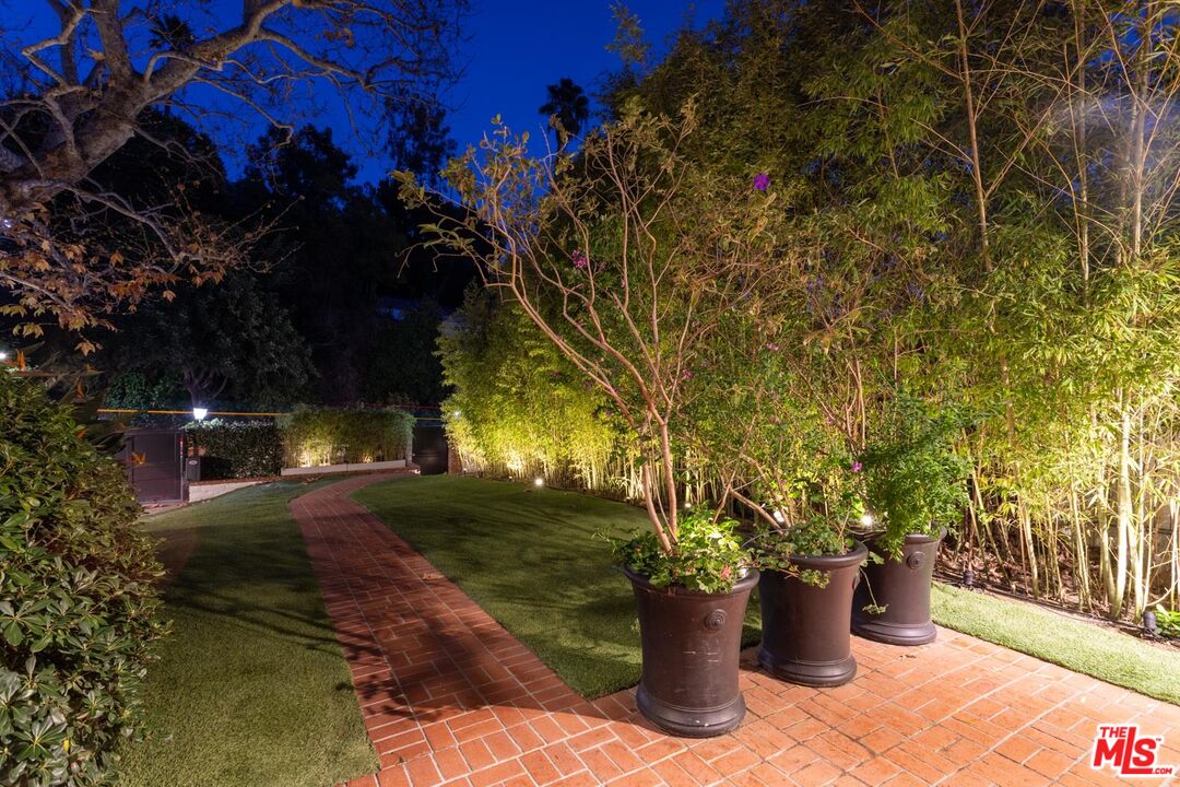 2055 Outpost Drive Los Angeles, CA 90068 - Photo 58 of 69