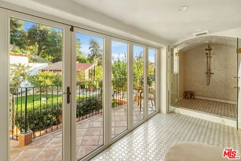 $11,985,000 | 1744 Reedvale Lane, Los Angeles, CA 90049