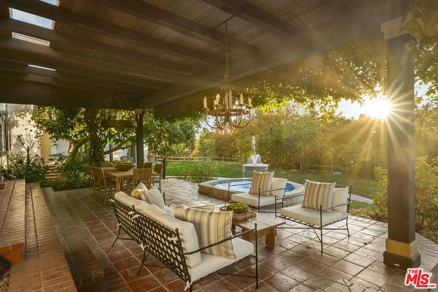 $11,985,000 | 1744 Reedvale Lane, Los Angeles, CA 90049