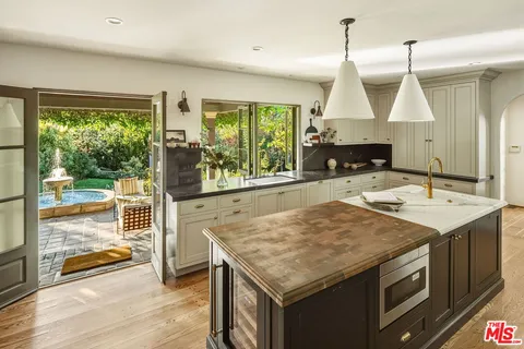 $11,985,000 | 1744 Reedvale Lane, Los Angeles, CA 90049
