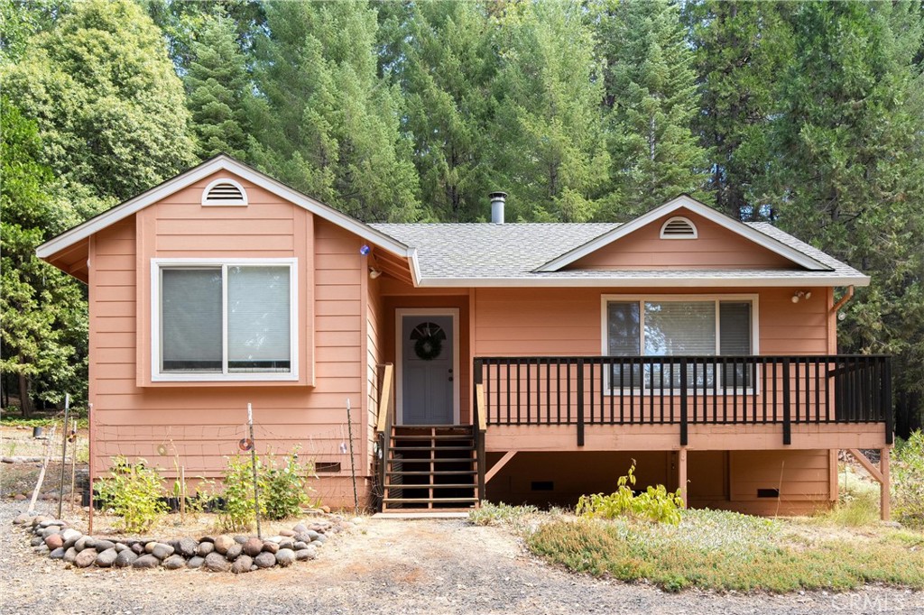 5245 Headwaters Road Forest Ranch, CA 95942 - Photo 6 of 47 a front view of a house with a yard