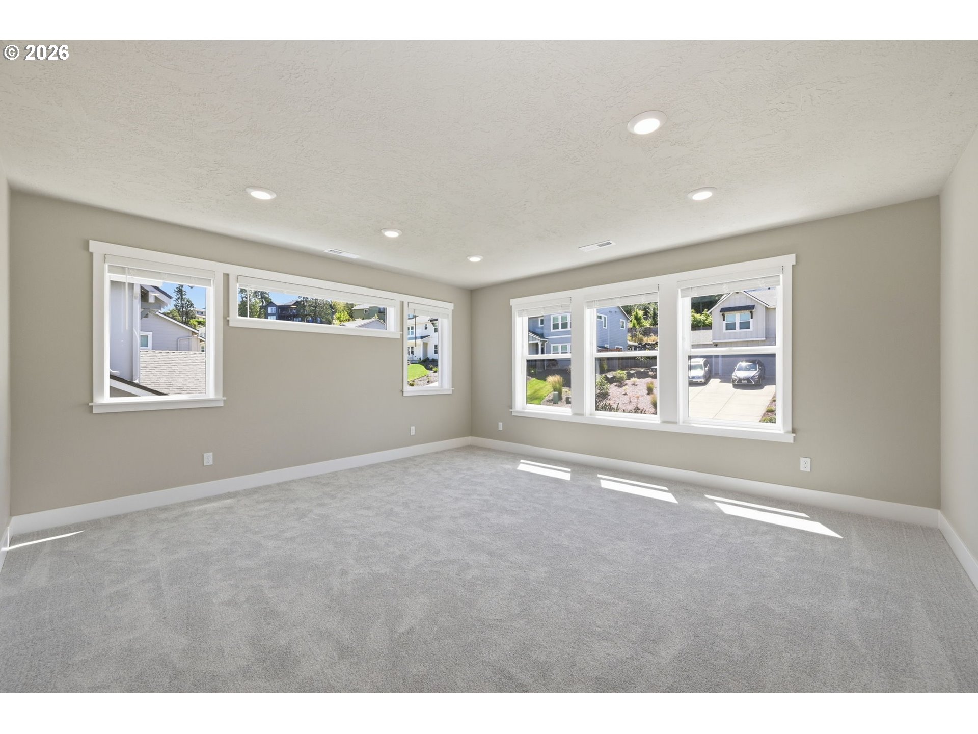 3726 Rockcress Road Eugene, OR 97403 - Photo 26 of 48 Owner's Suite Bedroom