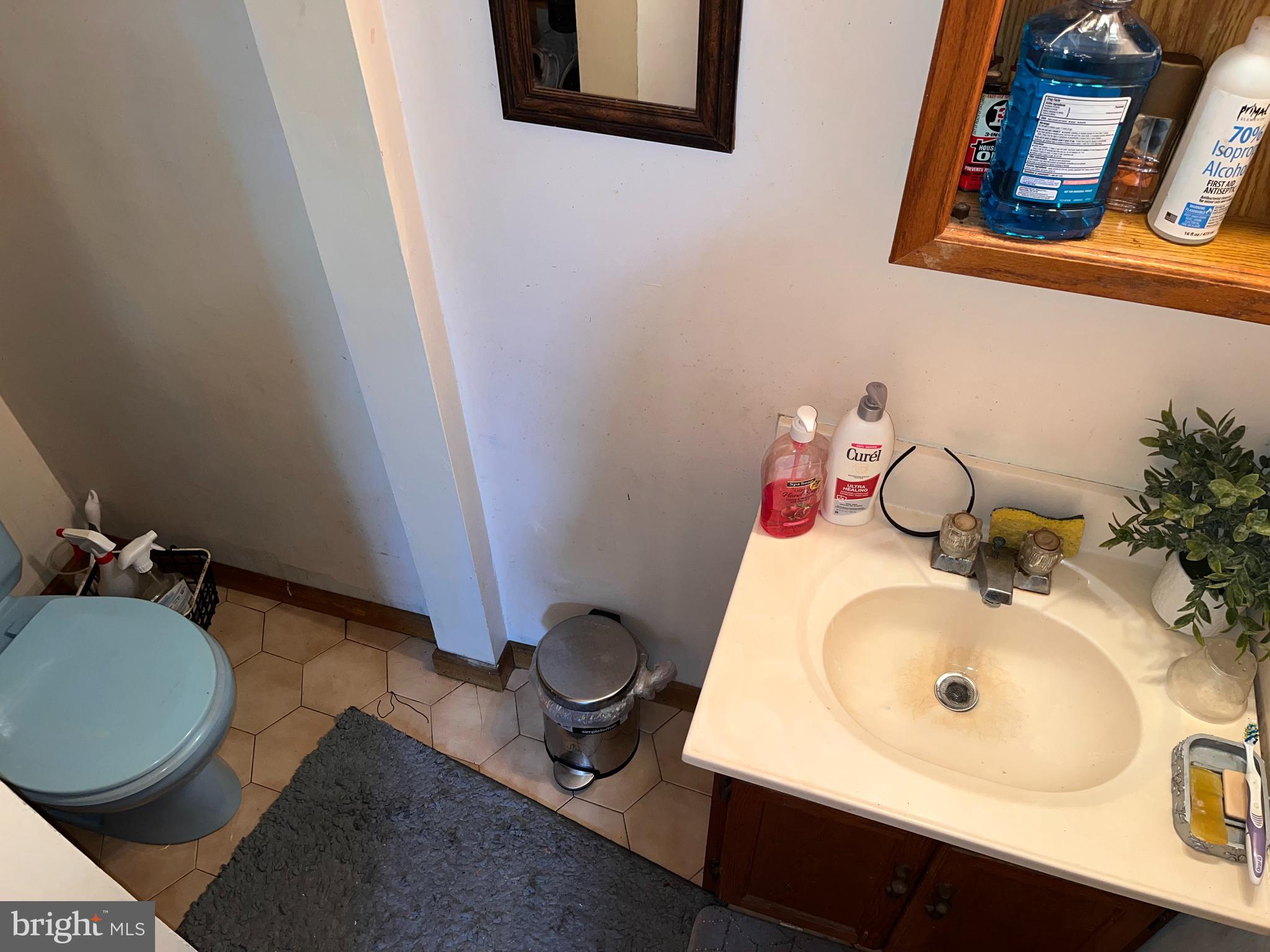 48 Rhodes Avenue Ewing, NJ 08638 - Photo 14 of 19 Half Bathroom