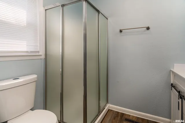 $169,900 | 1704 West Copeland Street, Marion, IL 62959