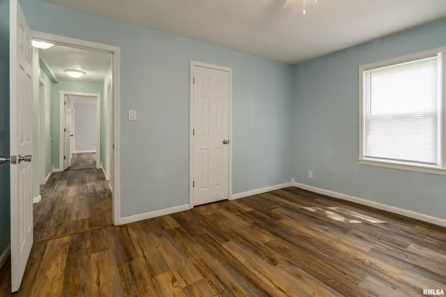 $169,900 | 1704 West Copeland Street, Marion, IL 62959