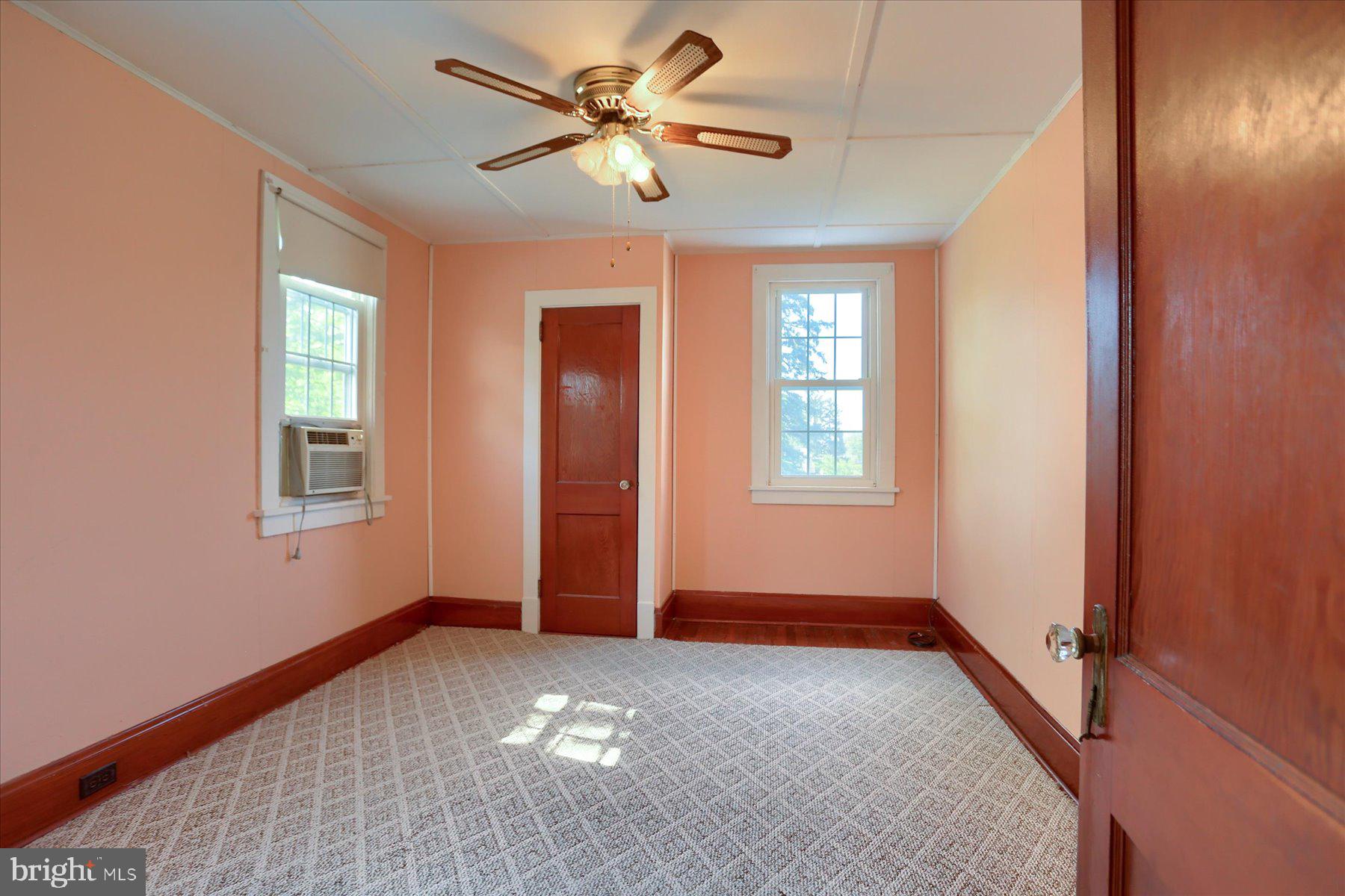 1425 Spring Road Carlisle, PA 17013 - Photo 18 of 25 Gallery Image 18