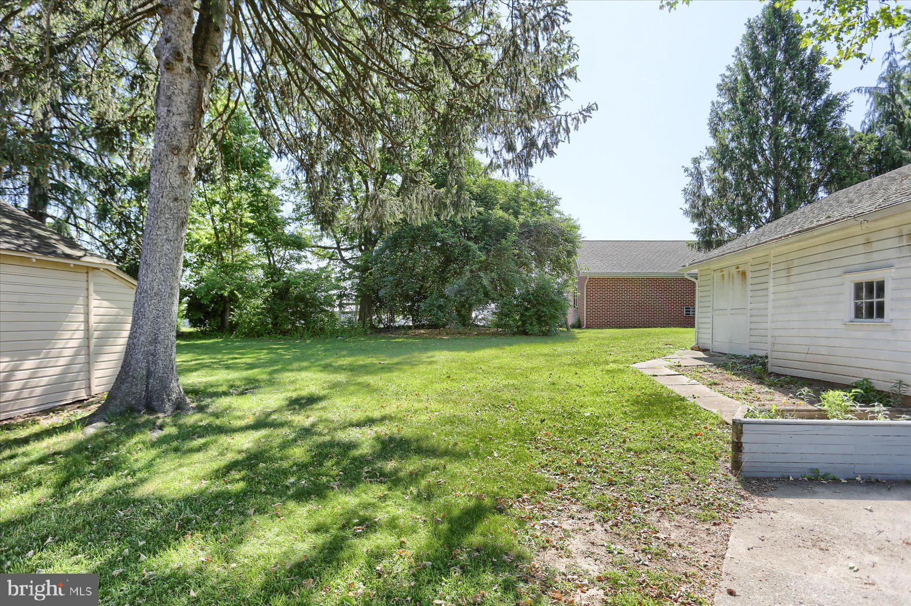 1425 Spring Road Carlisle, PA 17013 - Photo 25 of 25 Gallery Image 25