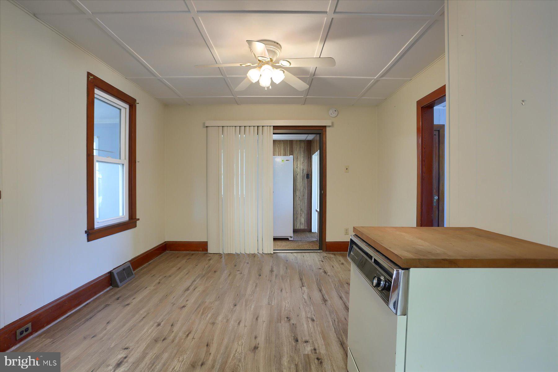 1425 Spring Road Carlisle, PA 17013 - Photo 8 of 25 Gallery Image 8