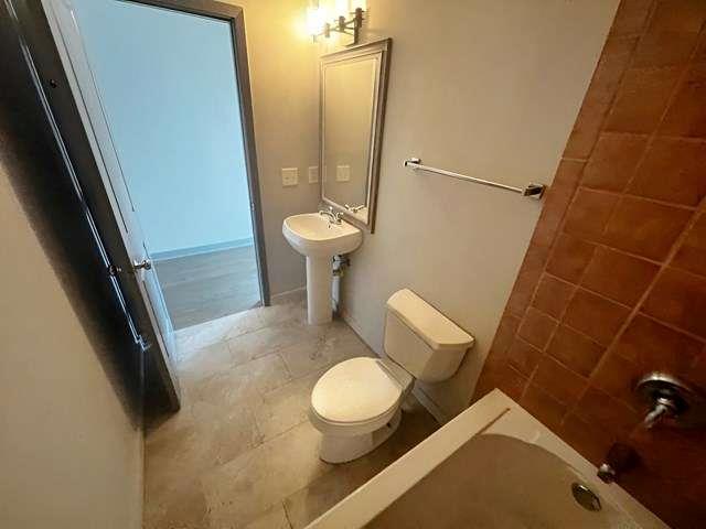 238 Walker Street Southwest, Unit 32 Atlanta, GA 30313 - Photo 14 of 19