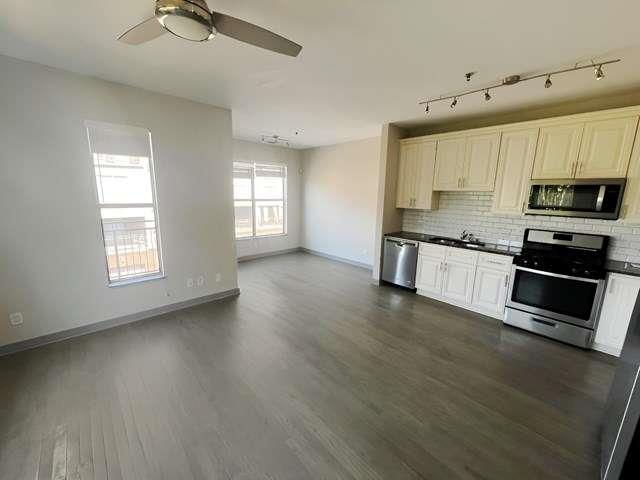 238 Walker Street Southwest, Unit 32 Atlanta, GA 30313 - Photo 10 of 19