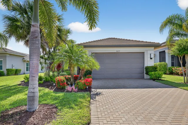 $494,900 | 10679 Southwest Sunray Street, Port St. Lucie, FL 34987