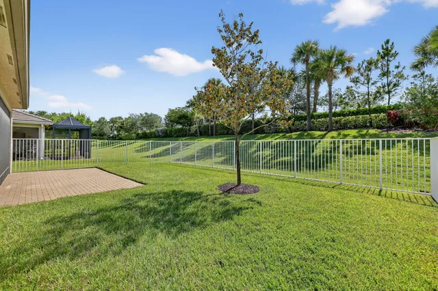 $494,900 | 10679 Southwest Sunray Street, Port St. Lucie, FL 34987