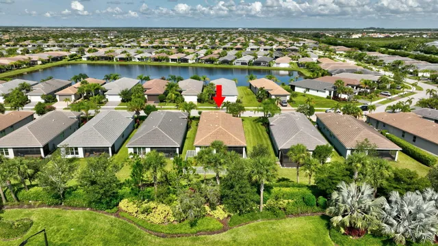 $494,900 | 10679 Southwest Sunray Street, Port St. Lucie, FL 34987