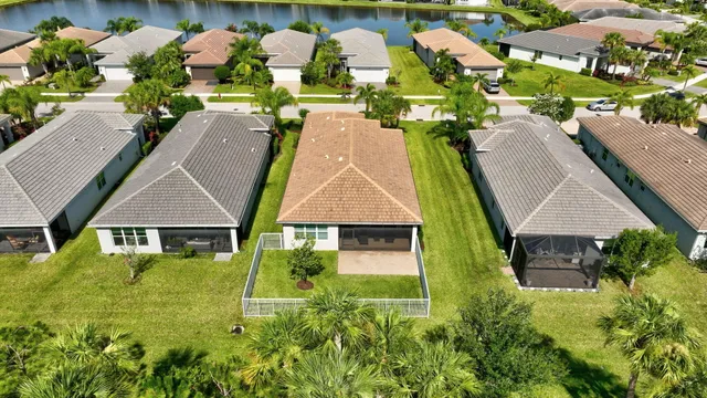 $494,900 | 10679 Southwest Sunray Street, Port St. Lucie, FL 34987