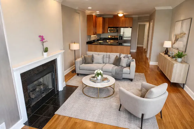 $3,100 | 4662 North Winthrop Avenue, Unit 3S, Chicago, IL 60640