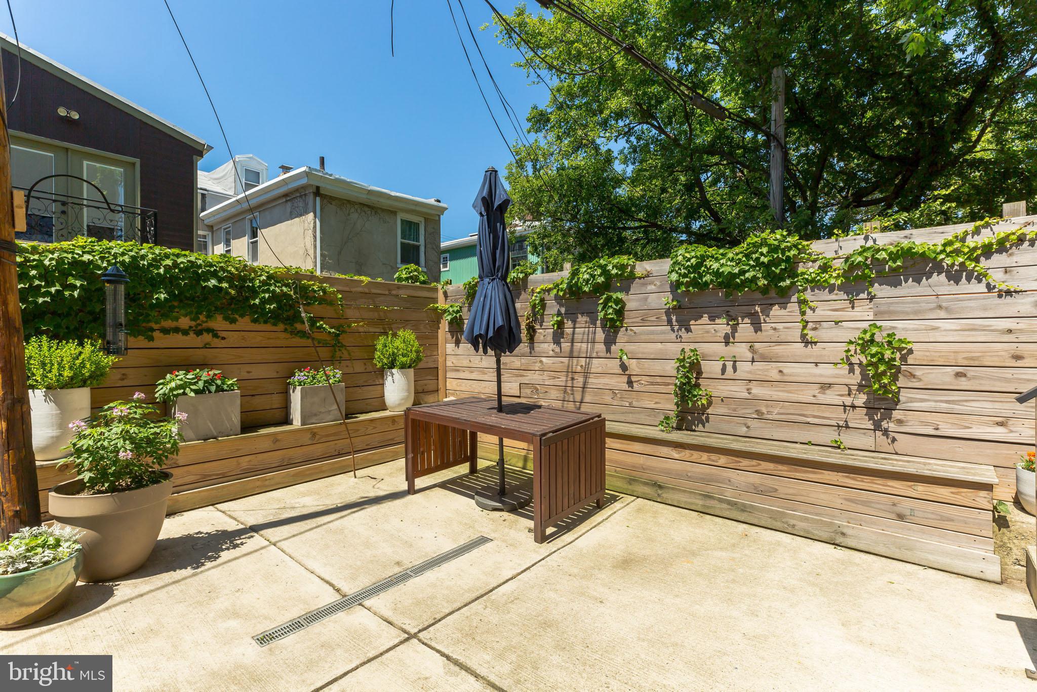 2024 Martha Street Philadelphia, PA 19125 - Photo 34 of 36