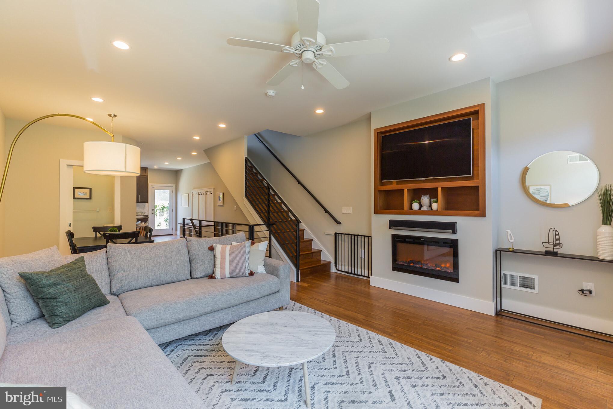 2024 Martha Street Philadelphia, PA 19125 - Photo 5 of 36