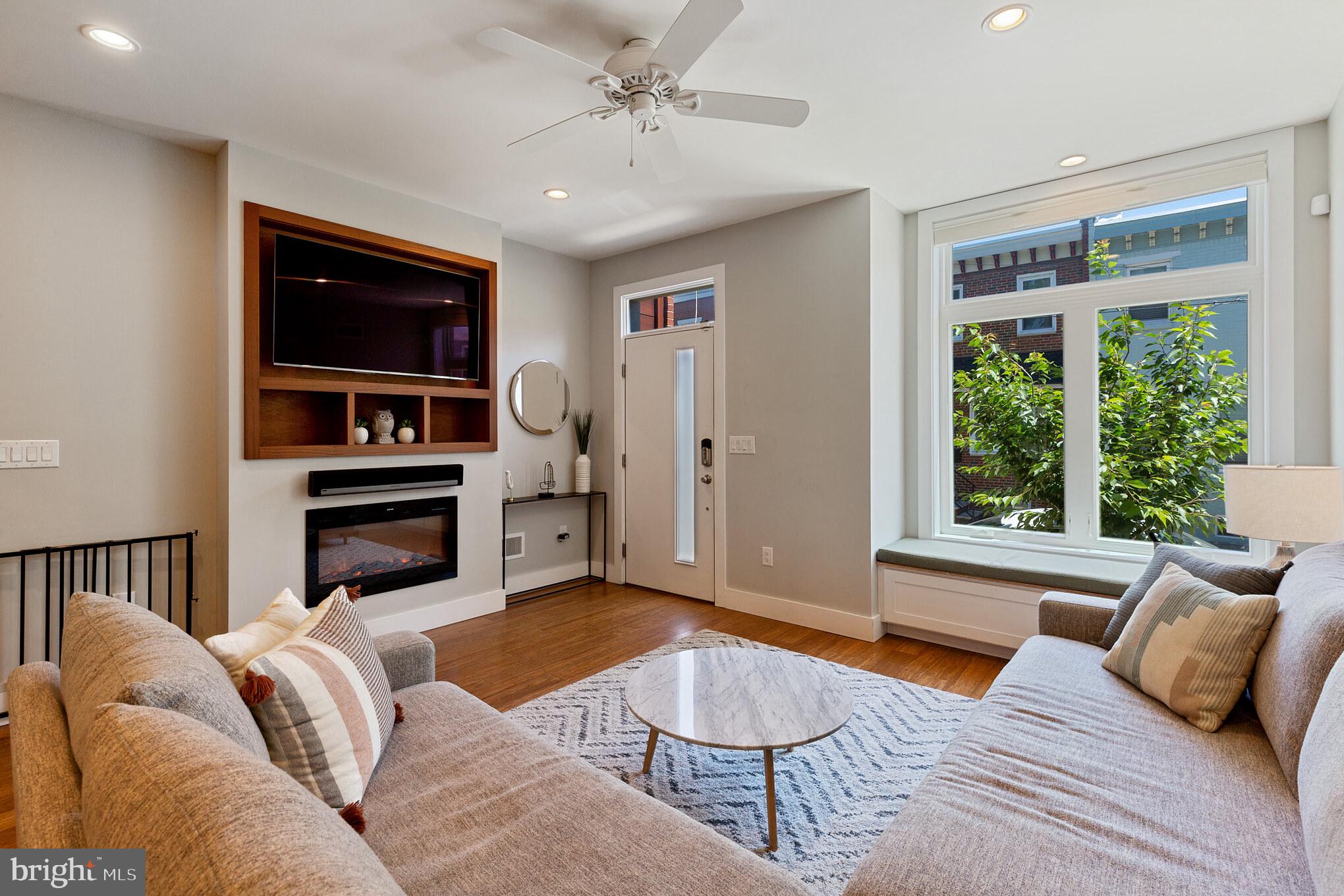 2024 Martha Street Philadelphia, PA 19125 - Photo 7 of 36