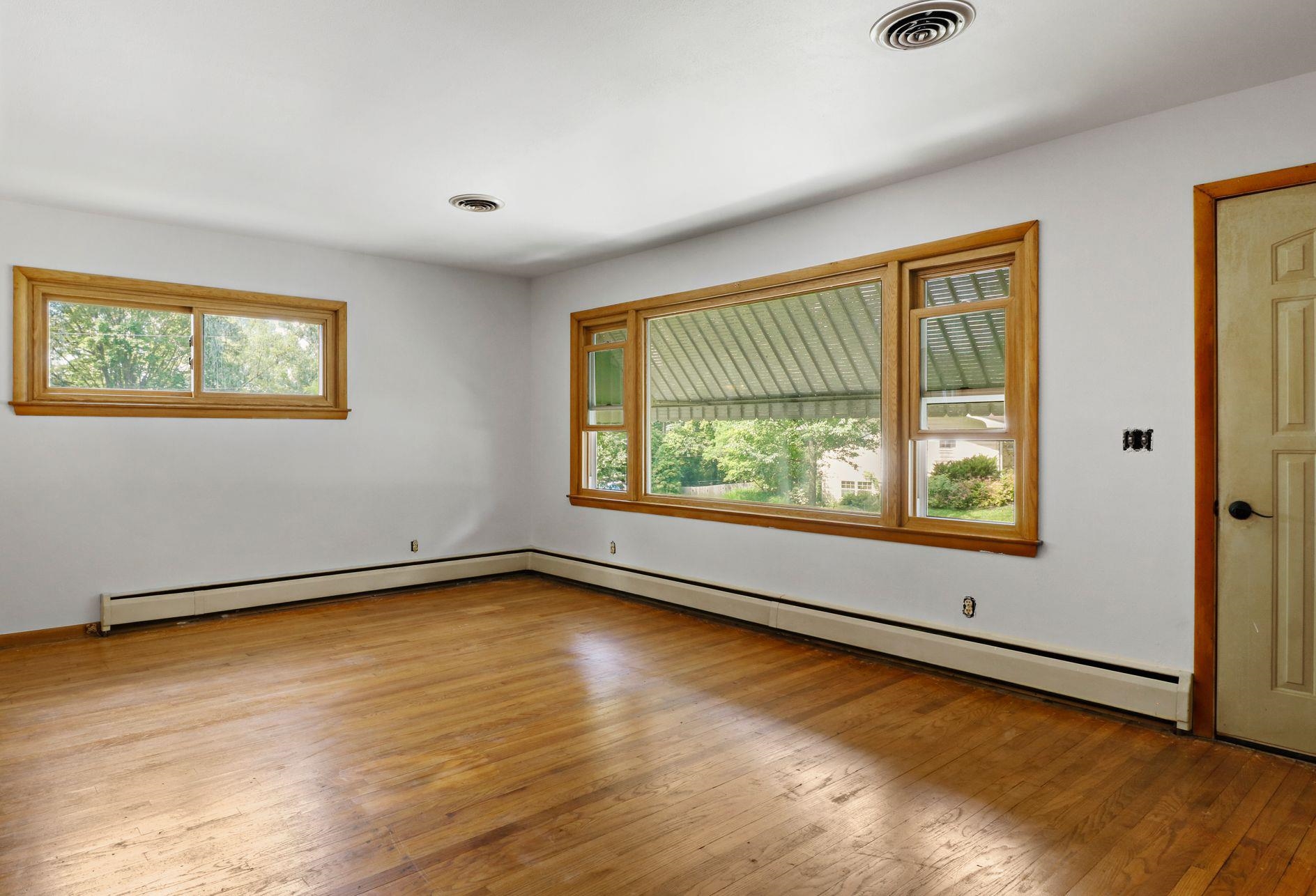 3609 Hovde Road Madison, WI 53704 - Photo 4 of 34