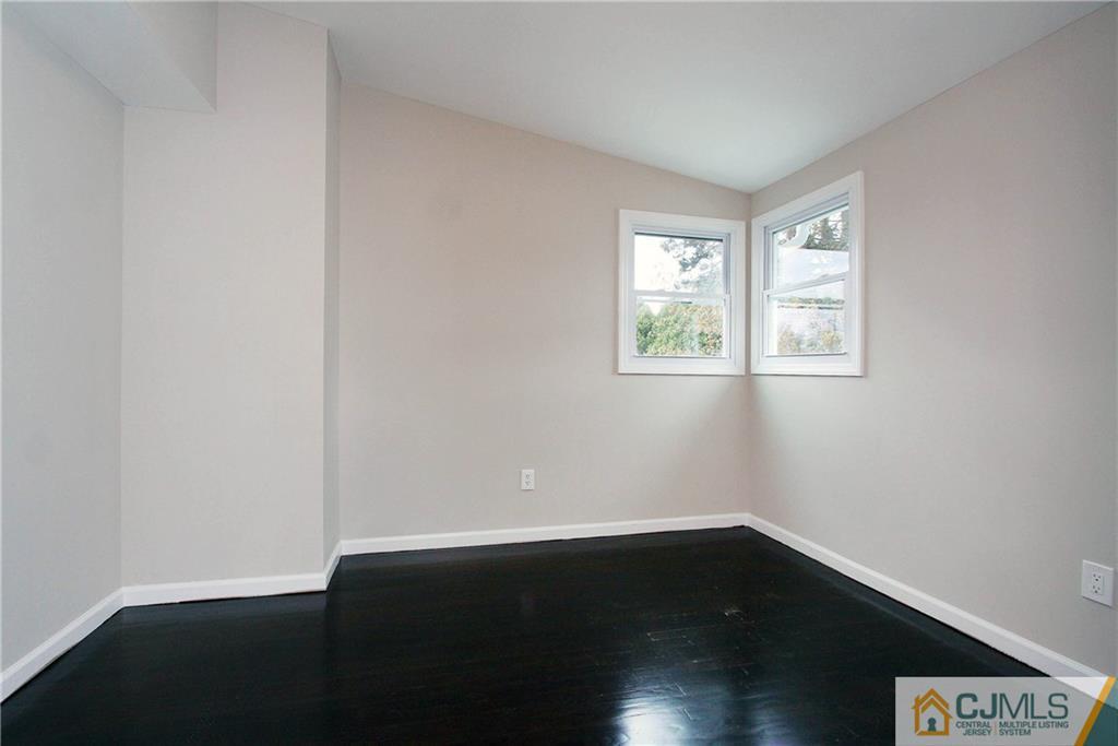 1410 Mohawk Road North Brunswick, NJ 08902 - Photo 8 of 22 Gallery Image 8