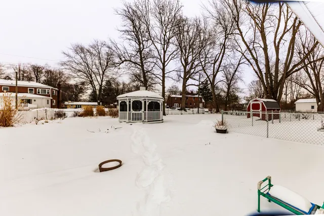 $230,000 | 2000 North Alden Road, Muncie, IN 47304