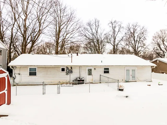 $230,000 | 2000 North Alden Road, Muncie, IN 47304