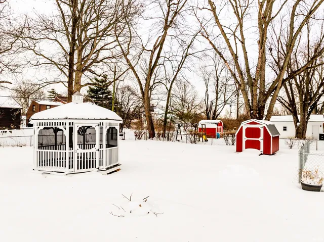 $230,000 | 2000 North Alden Road, Muncie, IN 47304