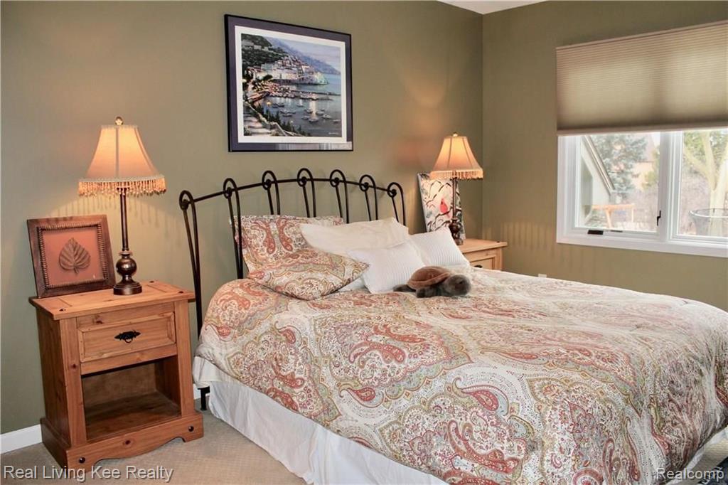 5879 Murfield Drive Rochester, MI 48306 - Photo 26 of 37