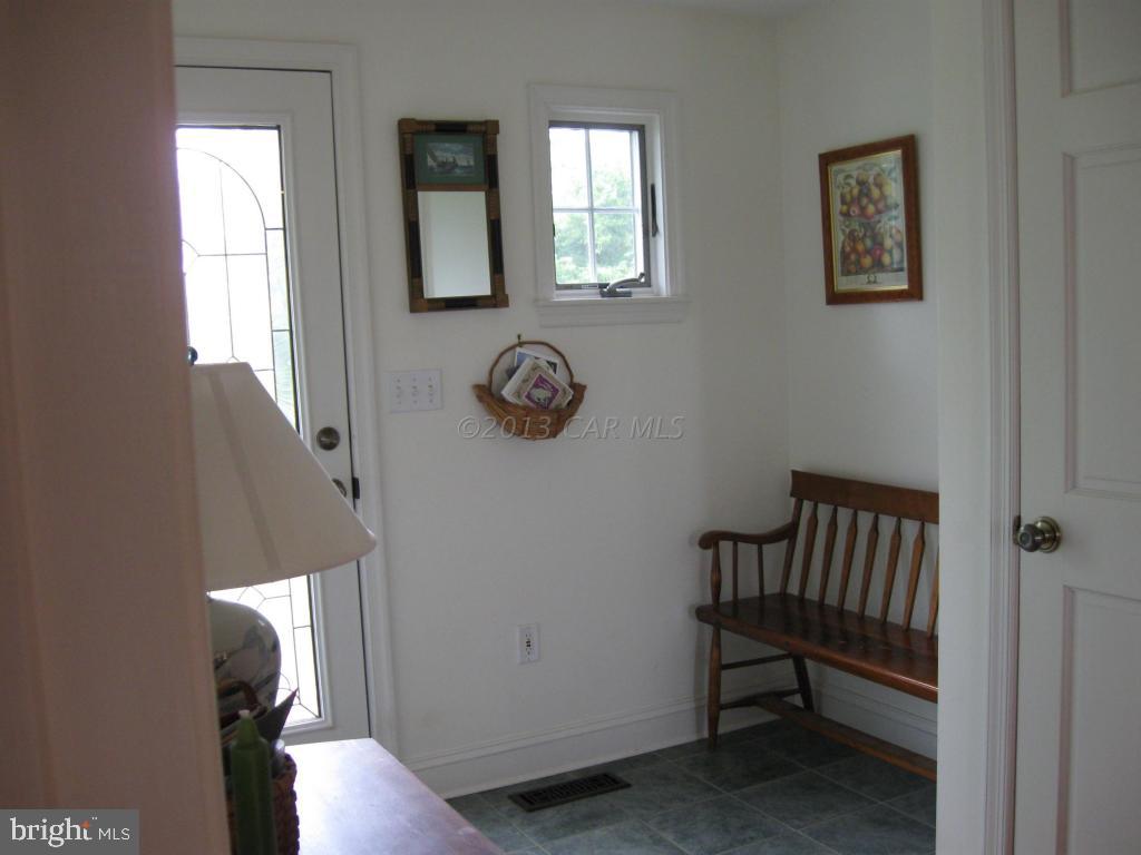 10077 Locust Point Road Princess Anne, MD 21853 - Photo 8 of 42