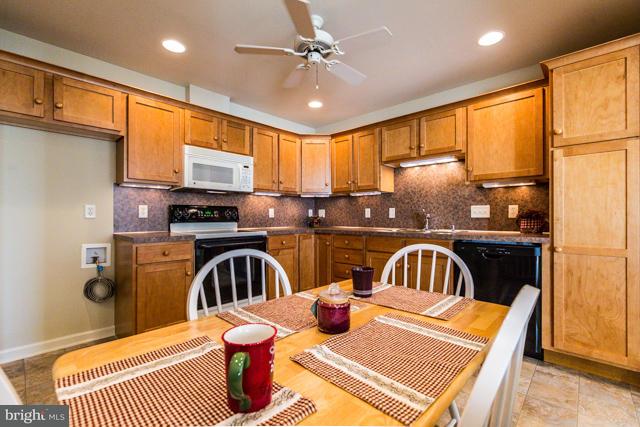 81 Spring Street Mountville, PA 17554 - Photo 8 of 29 Gallery Image 8