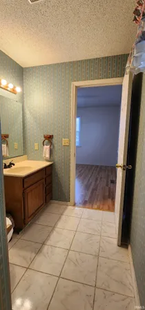 $228,000 | 309 Southeast 15th Street, Washington, IN 47501