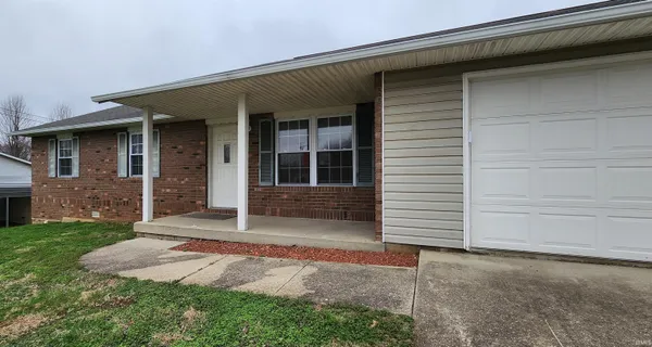 $228,000 | 309 Southeast 15th Street, Washington, IN 47501