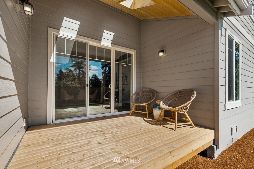 16009 Southeast 141st Place, Unit 1 Renton, WA 98059 - Photo 10 of 39 Gallery Image 10