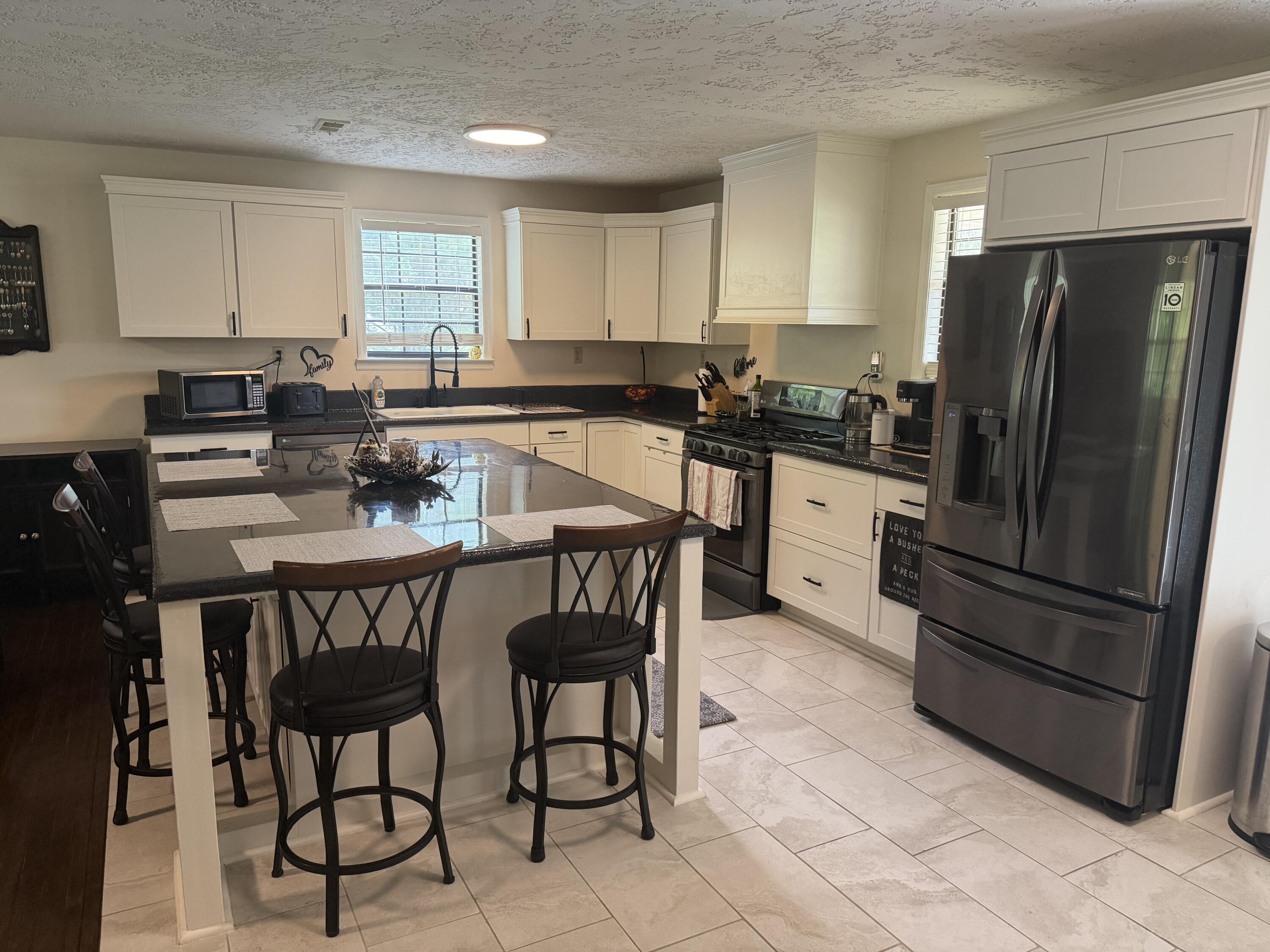 7620 Greenwood Road, Unit 19 Ooltewah, TN 37363 - Photo 5 of 23 IMG_5288