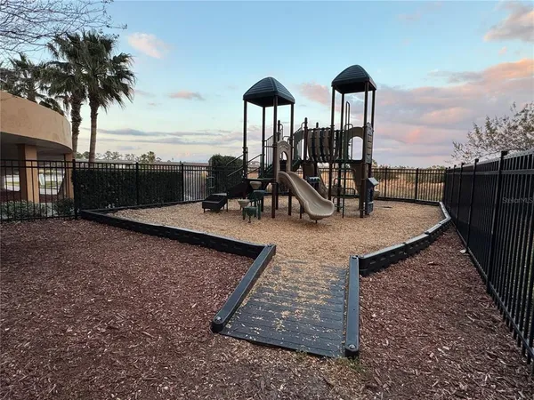 $159,900 | 8125 Resort Village Drive, Unit 5304, Orlando, FL 32821