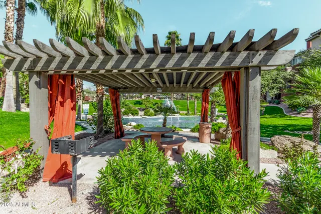 $227,500 | 5401 East Van Buren Street, Unit 2016, Phoenix, AZ 85008