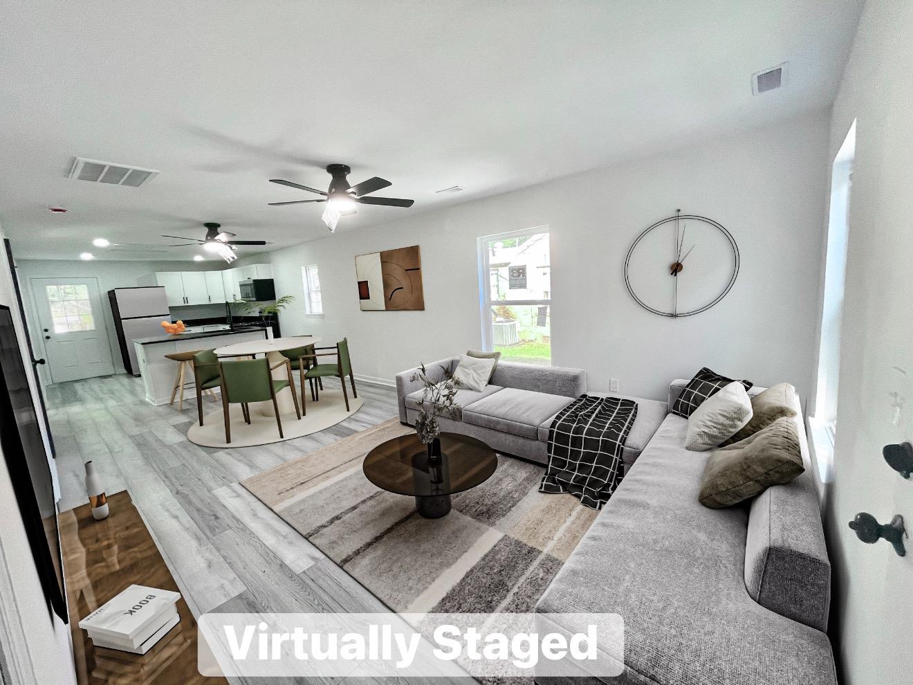 507 McLure Street Union, SC 29379 - Photo 3 of 25 Living Room