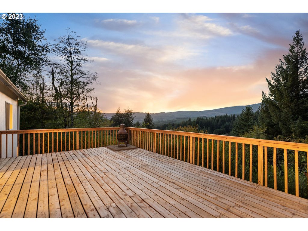 4900 Northeast Boulder Creek Road Camas, WA 98607 - Photo 8 of 48 Gallery Image 8