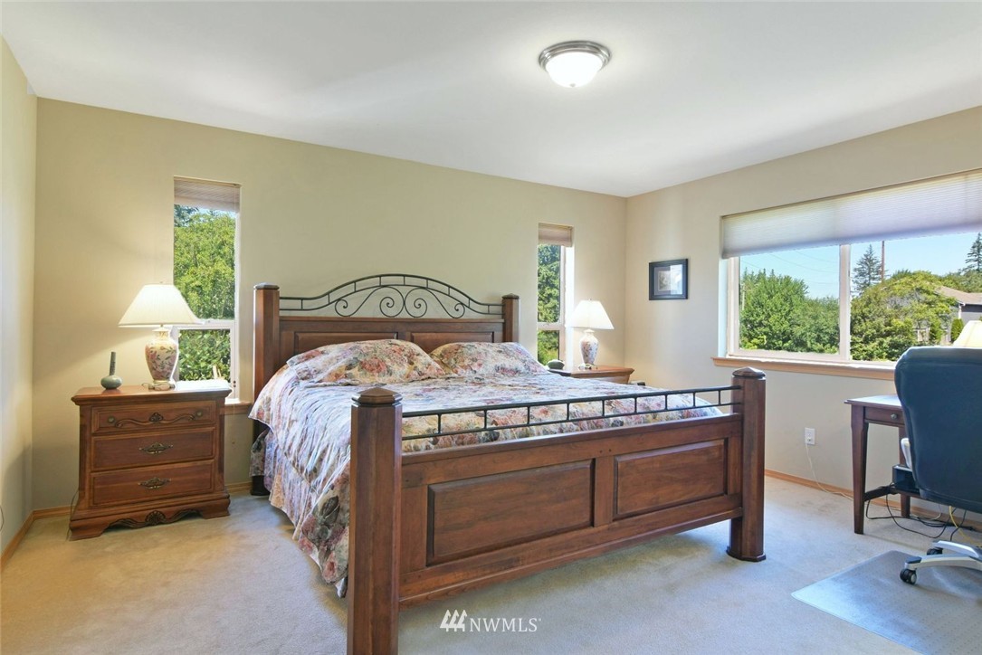 18711 1st Avenue West Bothell, WA 98012 - Photo 15 of 25