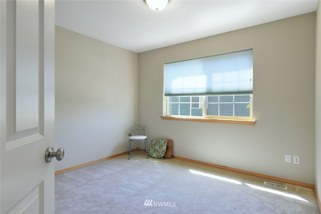 18711 1st Avenue West Bothell, WA 98012 - Photo 20 of 25