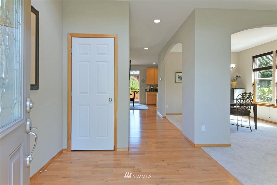 18711 1st Avenue West Bothell, WA 98012 - Photo 3 of 25