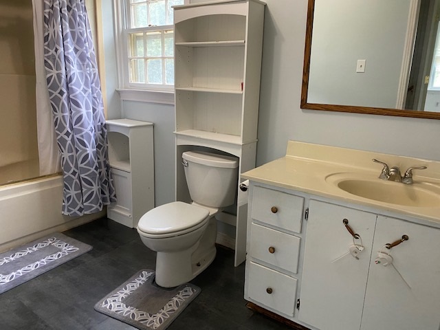 65 Maddox Loop Savannah, TN 38372 - Photo 11 of 16 Gallery Image 11