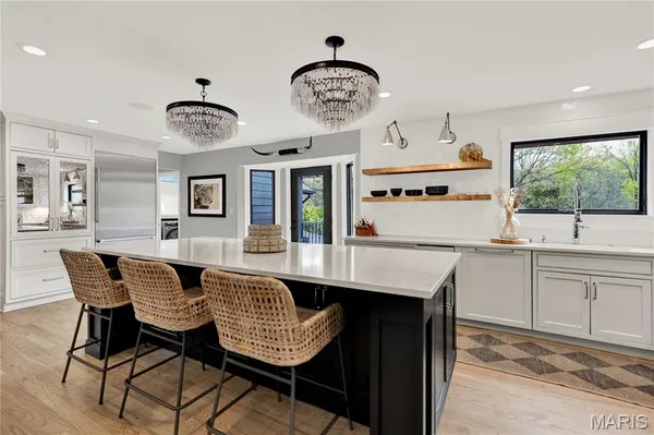 $1,699,000 | 1586 Mason Knoll Road, Town and Country, MO 63131