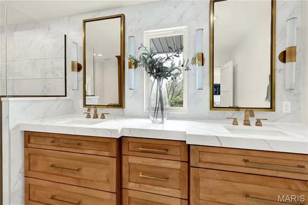 $1,699,000 | 1586 Mason Knoll Road, Town and Country, MO 63131