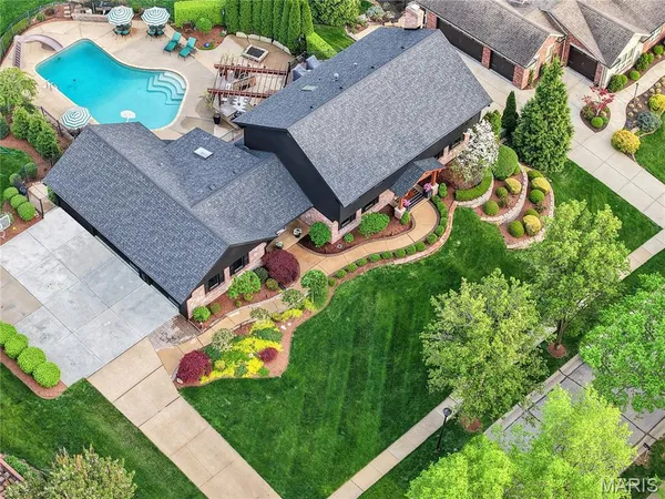 $1,699,000 | 1586 Mason Knoll Road, Town and Country, MO 63131