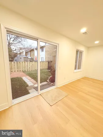 $2,700 | 9650 Marston Lane, Gaithersburg, MD 20886